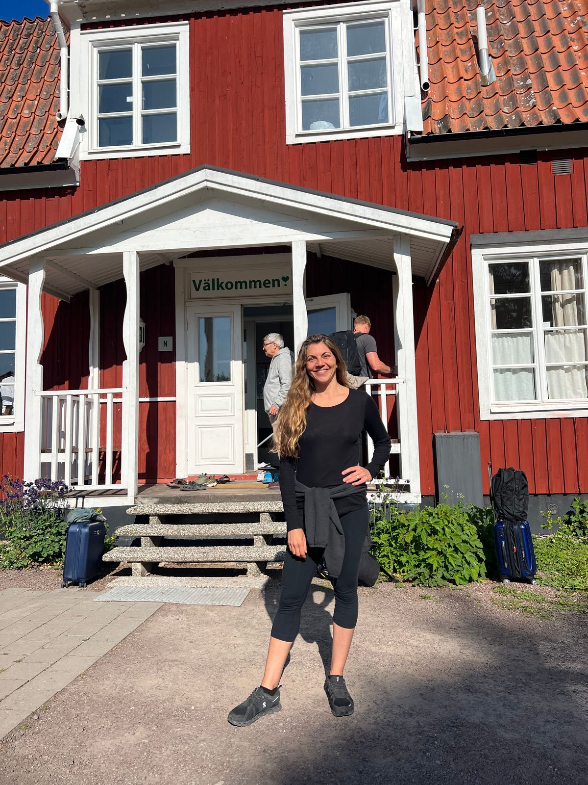 A 10-day silent Vipassana Meditation retreat in the middle of Sweden.  My experience at Dhamma Sobhana.